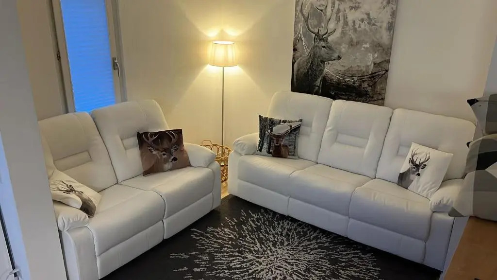Agrimonia - 5,5-Zi Duplex Wohnung bis 9 Personen mit eigenem Garten