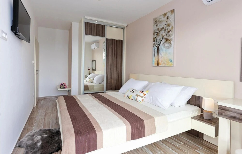 Luxurious Home In Kucine