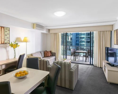 Oaks Istay River City, Brisbane, Australia