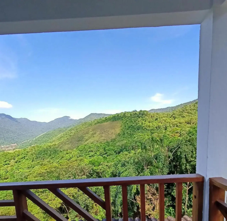 Casa espaçosa, aconchegante, com vista para o mar