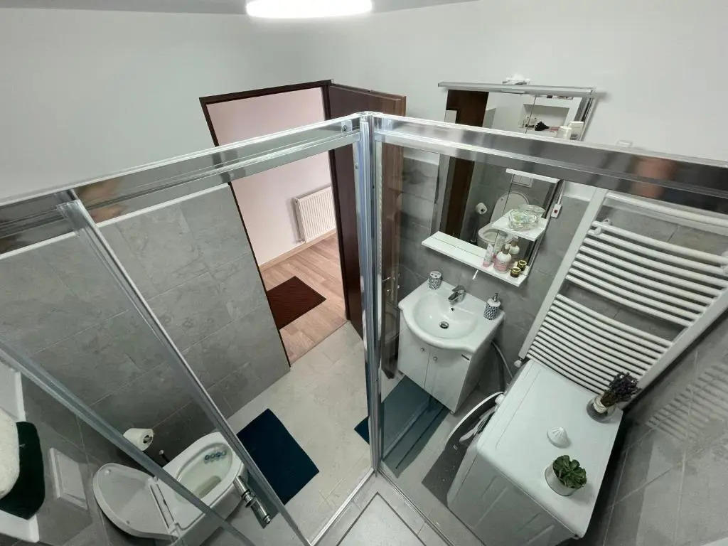 Diana’s Crib Aparthotel M14