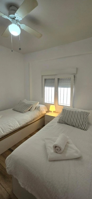 2 bedrooms, Las Plumas