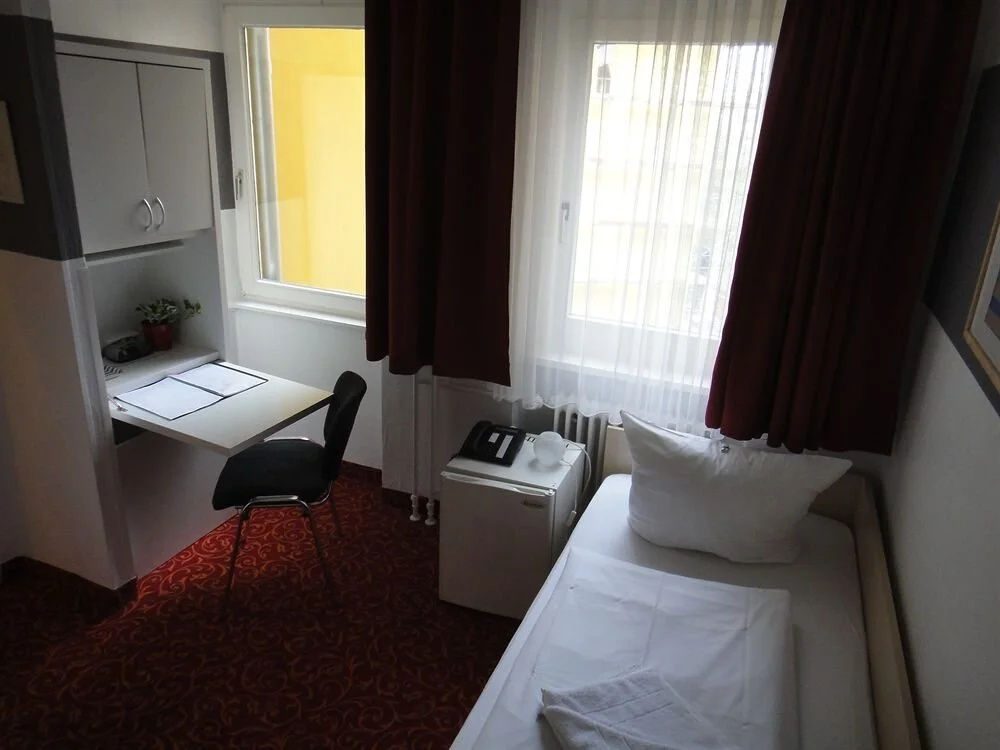 Academy Hotel