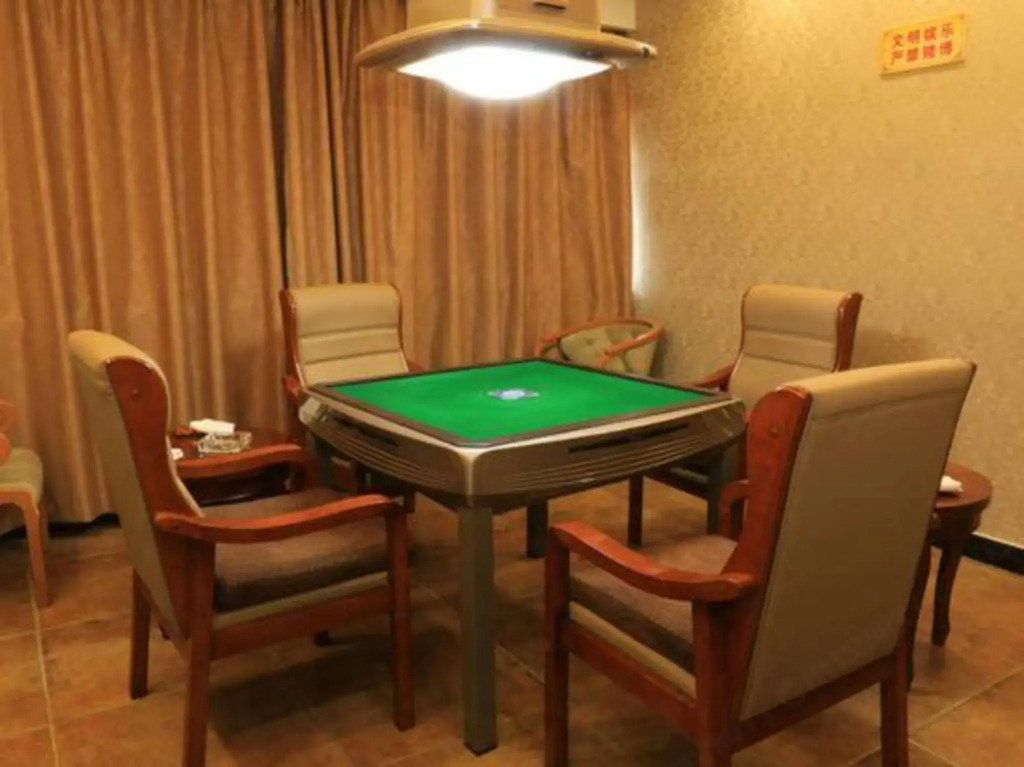 Hequn Hotel