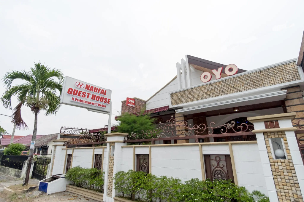 OYO 619 Naufal Guest House Syariah