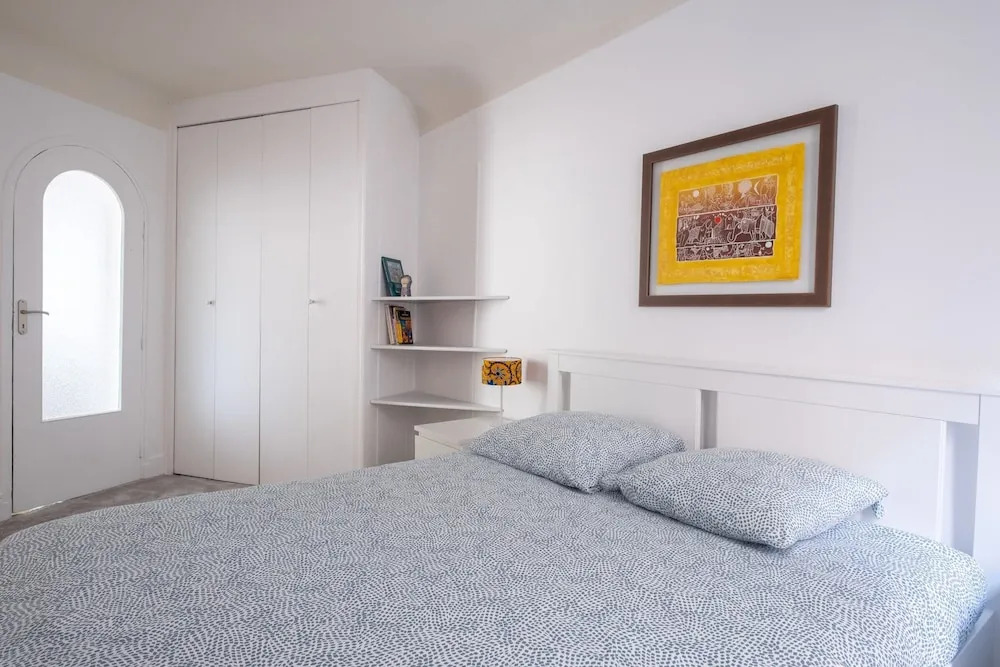 Classical-parisian Apartment on Canal Saint Martin