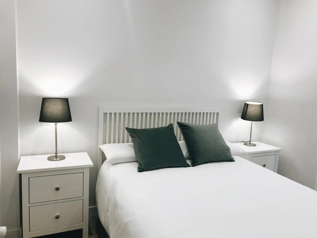 Apartamento recién reformado en avenida Reina Victoria
