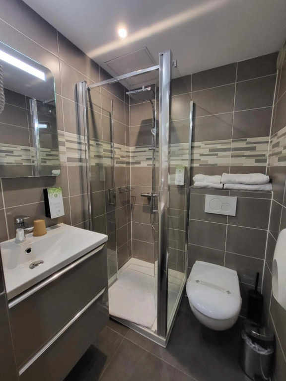 Kyriad Saint Quentin en Yvelines - Montigny