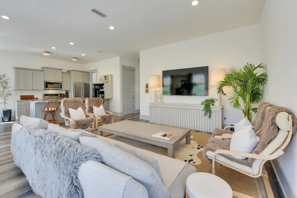 Beach House Right off 30 A w/ Golf Cart!