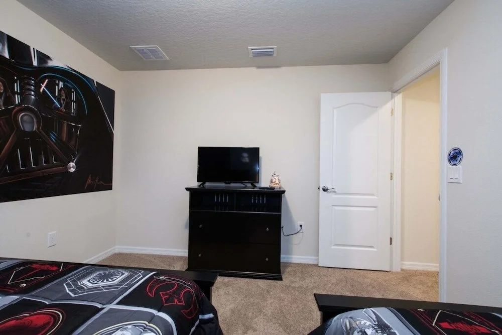 Windsor at Westside-6 Bedrooms House w/pool-3722WW