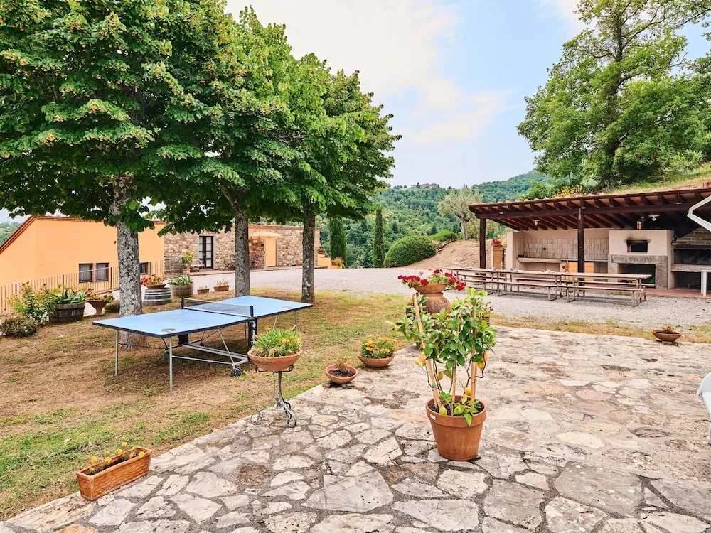 Tranquil Chianti Escape for 4