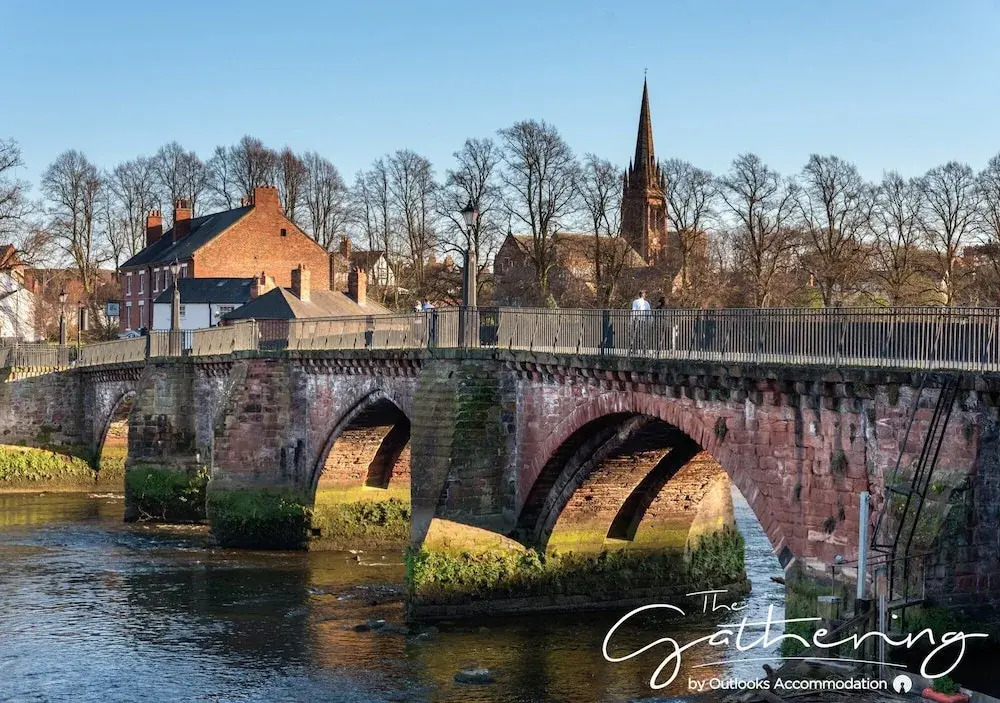 The Gathering Chester 1 – Sleeps 14 – Very Close to City Centre & Racecourse & Within Walls