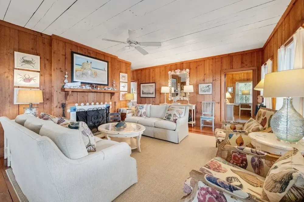 Spectacular Oceanfront Living With An Inviting Kitchen Perfect For Entertaining Kitchens Beach House 9 Bedroom Home by Peace Vacations