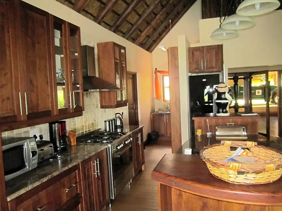 Mingwe Private Game Lodge