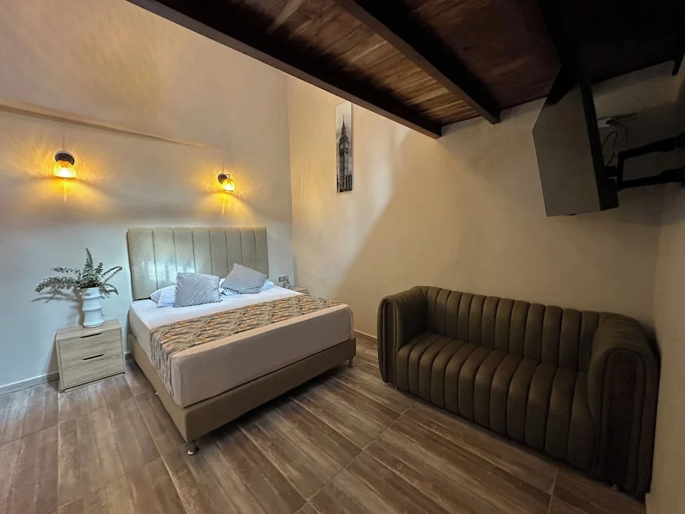 HOTEL BALI AT POBLADO