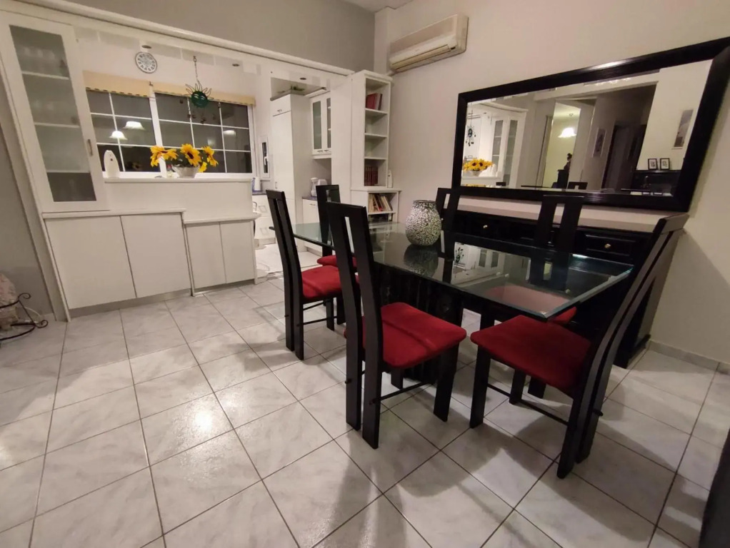 Euphoria Apartment