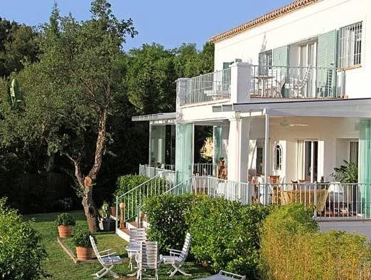 Casa Luna by Finest Rentals