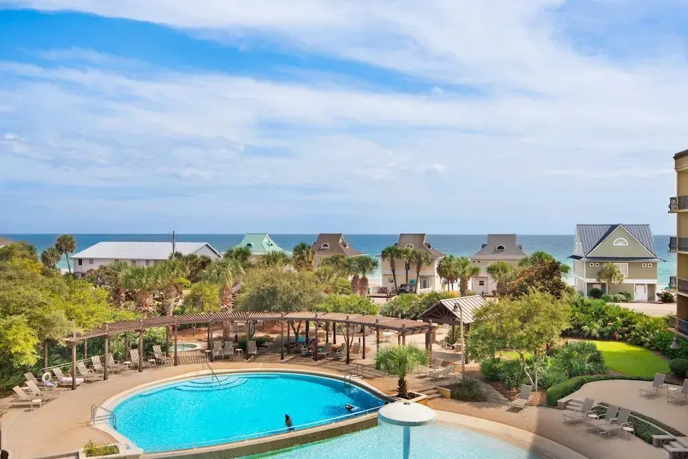 Beach Resort 406
