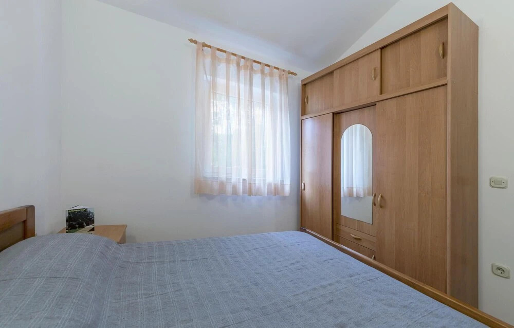 Amazing Home in Pula With Wifi and 2 Bedrooms