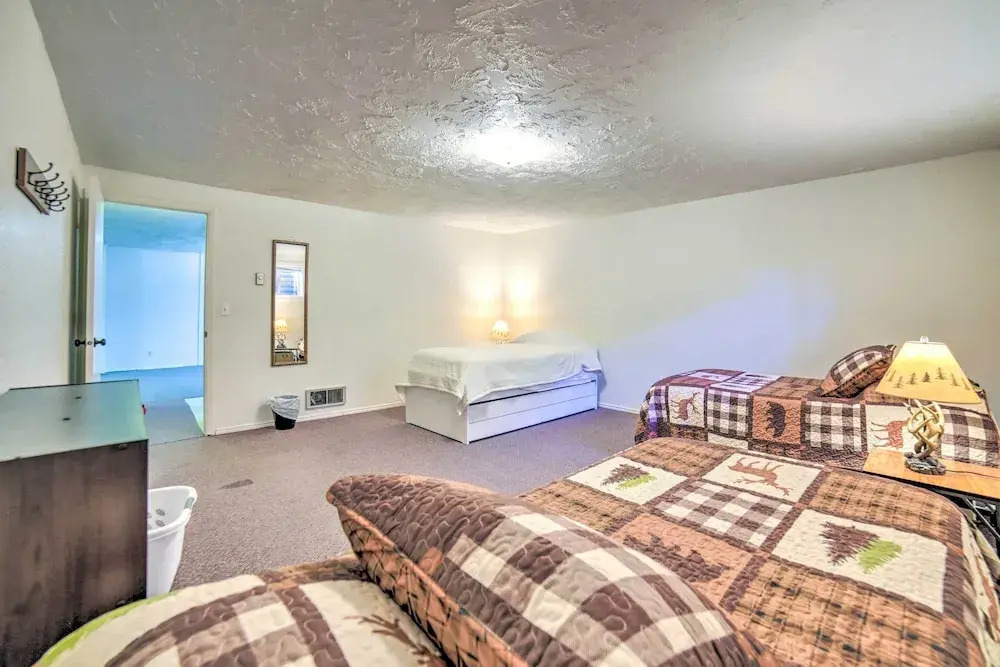Idaho Falls Townhome ~ 5 Mi to Tauthaus Park!