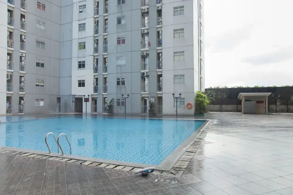 RedDoorz Apartment @ Manyar Street