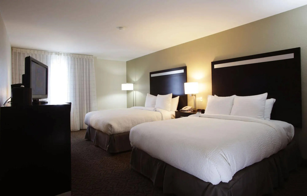 Carrollton Hotel