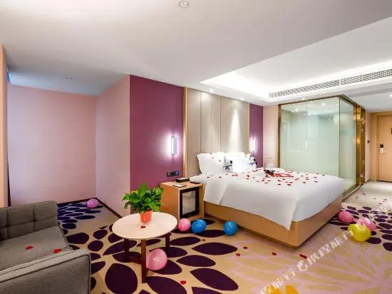 Lavande Hotel (Zunyi Shidai Tianjie)