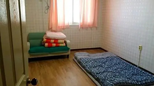 Shila Youth Hostel