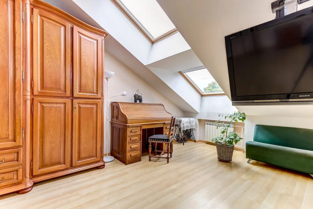 Home4day Spacious loft in the heart of Petersburg