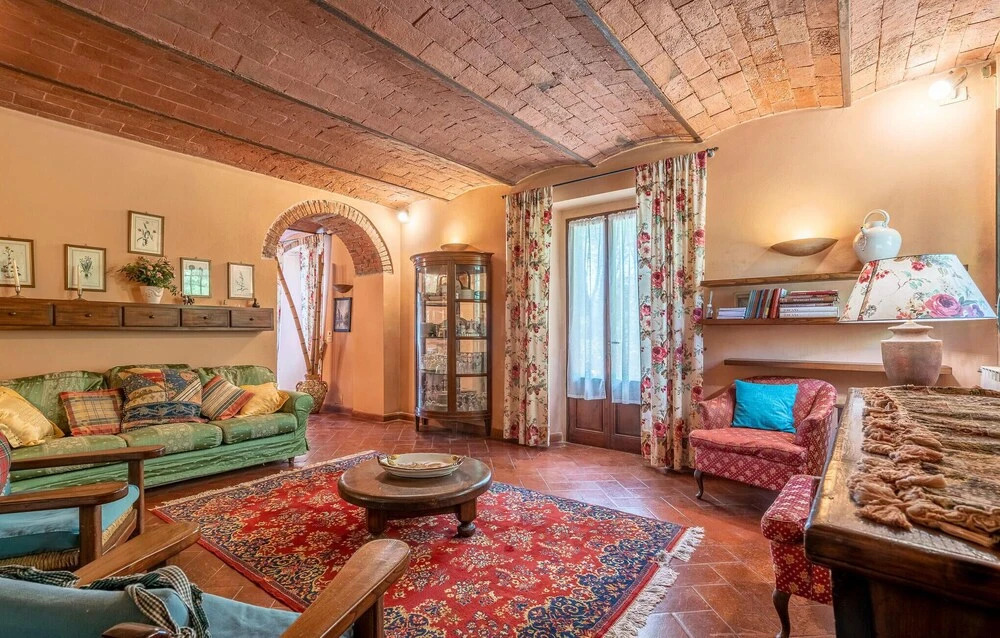 Beautiful Apartment in Molino del Piano With Wifi and 1 Bedrooms