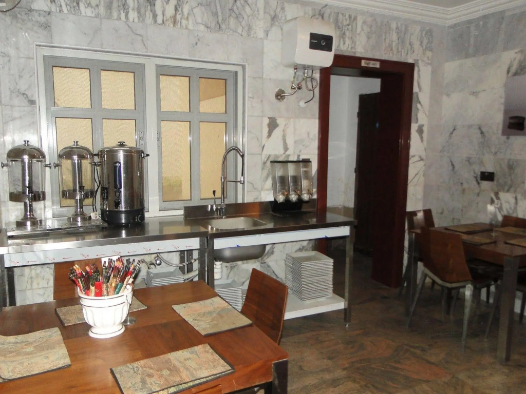 Capital Inn Plus