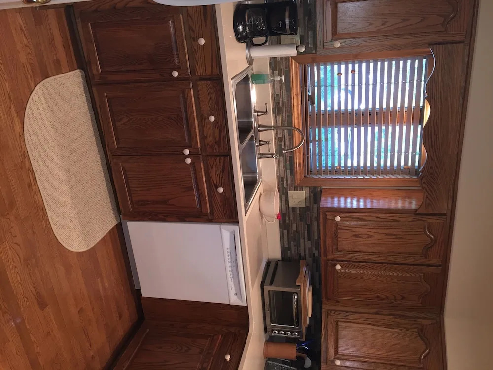 Adironacks #1 2 Bedrooms 2 Bathrooms Condo