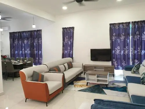 Shamrock Villas Corner OR Seaview OR Standard