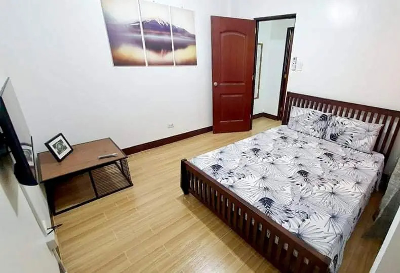 Kaitleen Home Stay Door 2