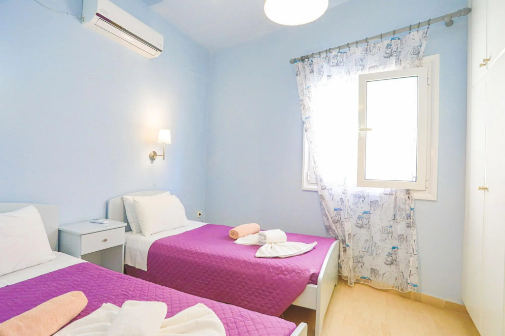 Jasmin in Katavolos With 1 Bedrooms and 1 Bathrooms