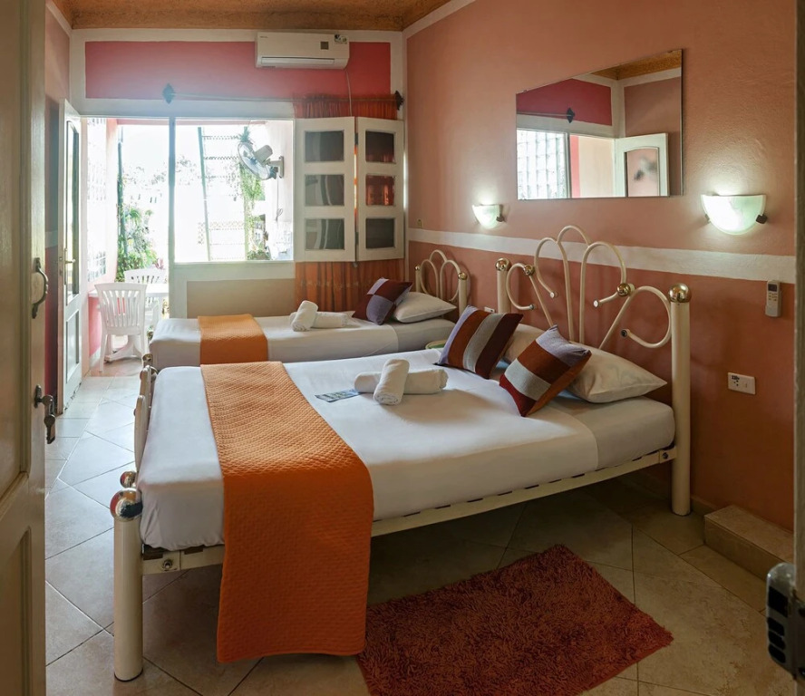 Hostal Mar y Tierra