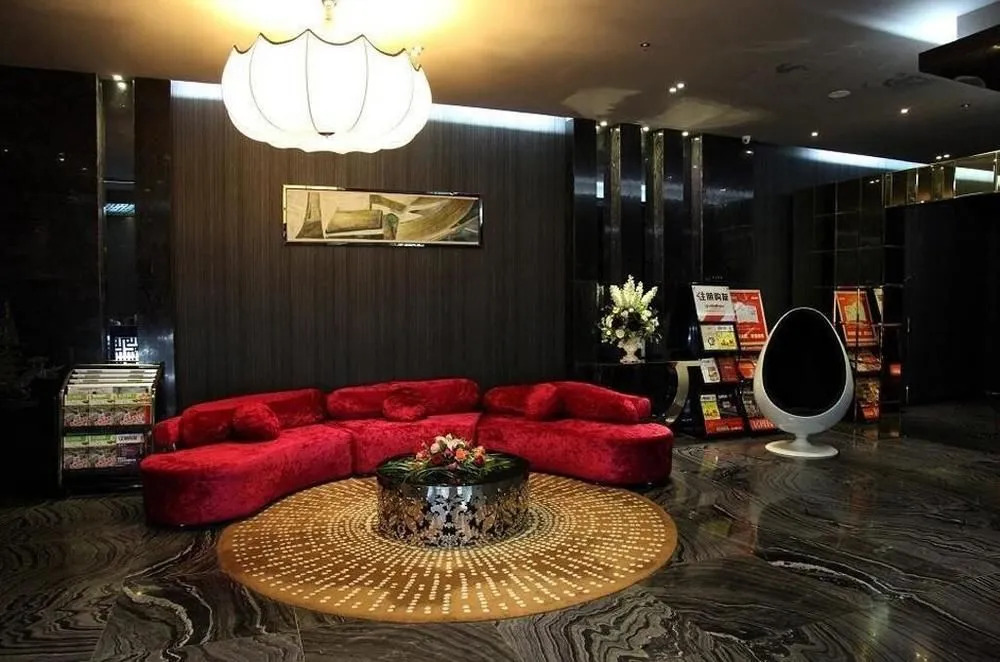 Jixiang Holiday Hotel (Nanning No. 33 Middle School Metro Station)(锦文大酒店(三十三中地铁站店))