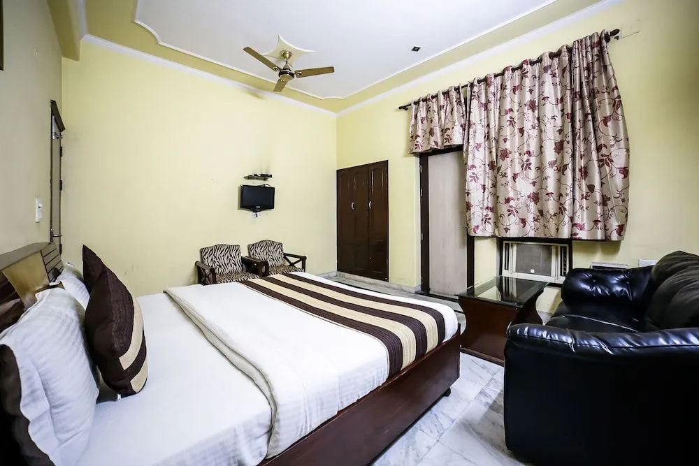 Hotel Rajdeep Villa
