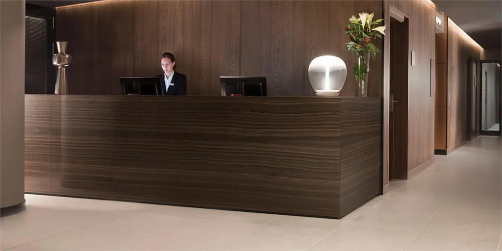 Adina Apartment Hotel Frankfurt Westend