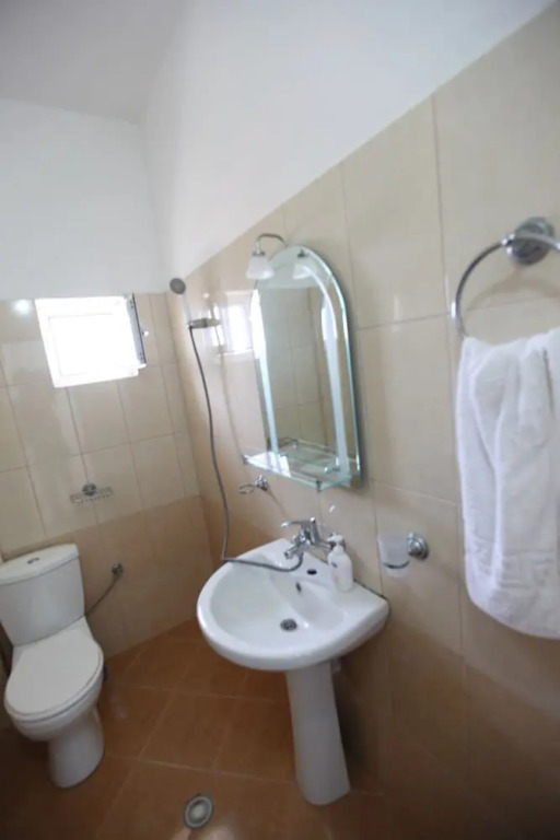 Joni Apartments