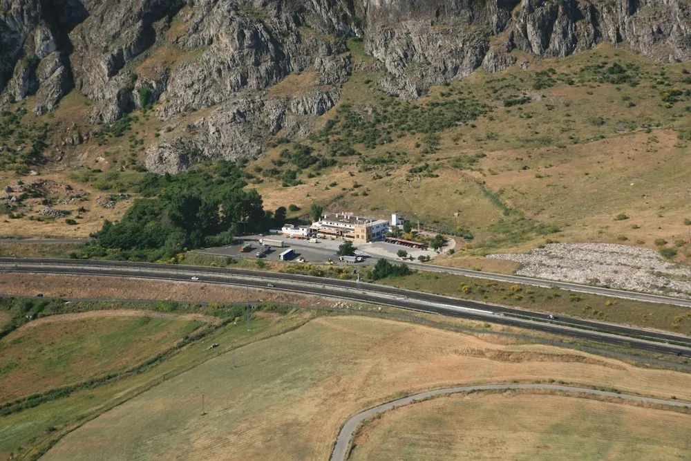 Hotel La Yedra