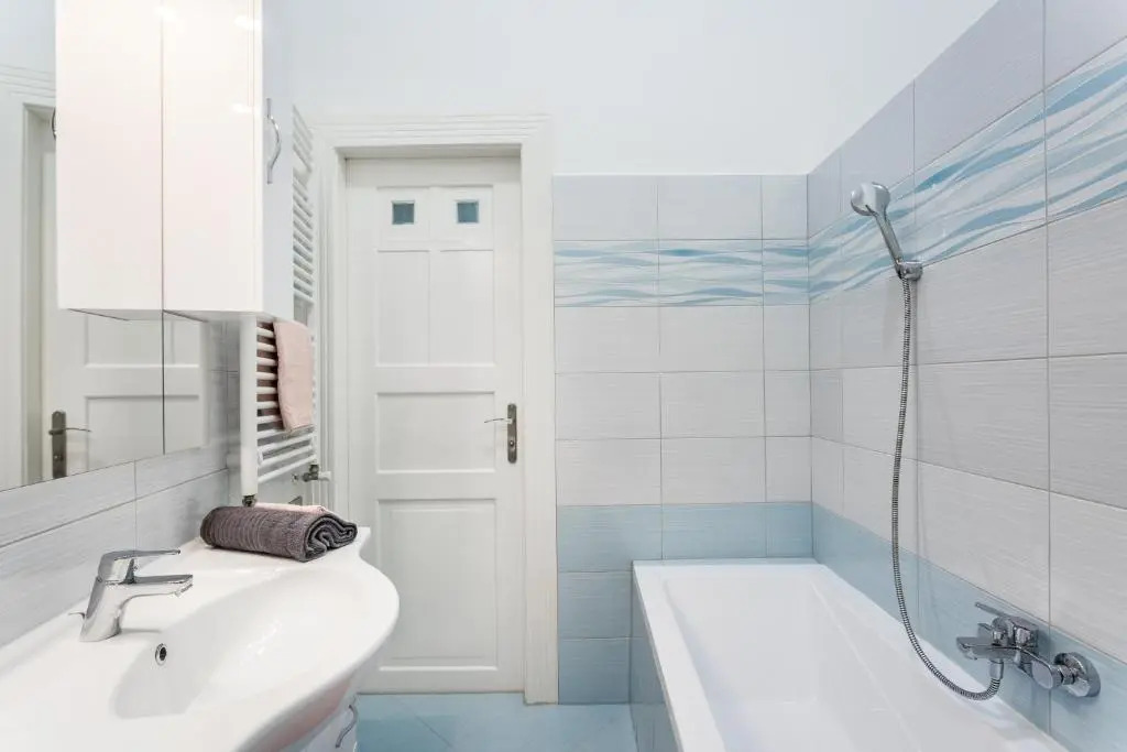 BpR Turquoise Simplicity Apartment