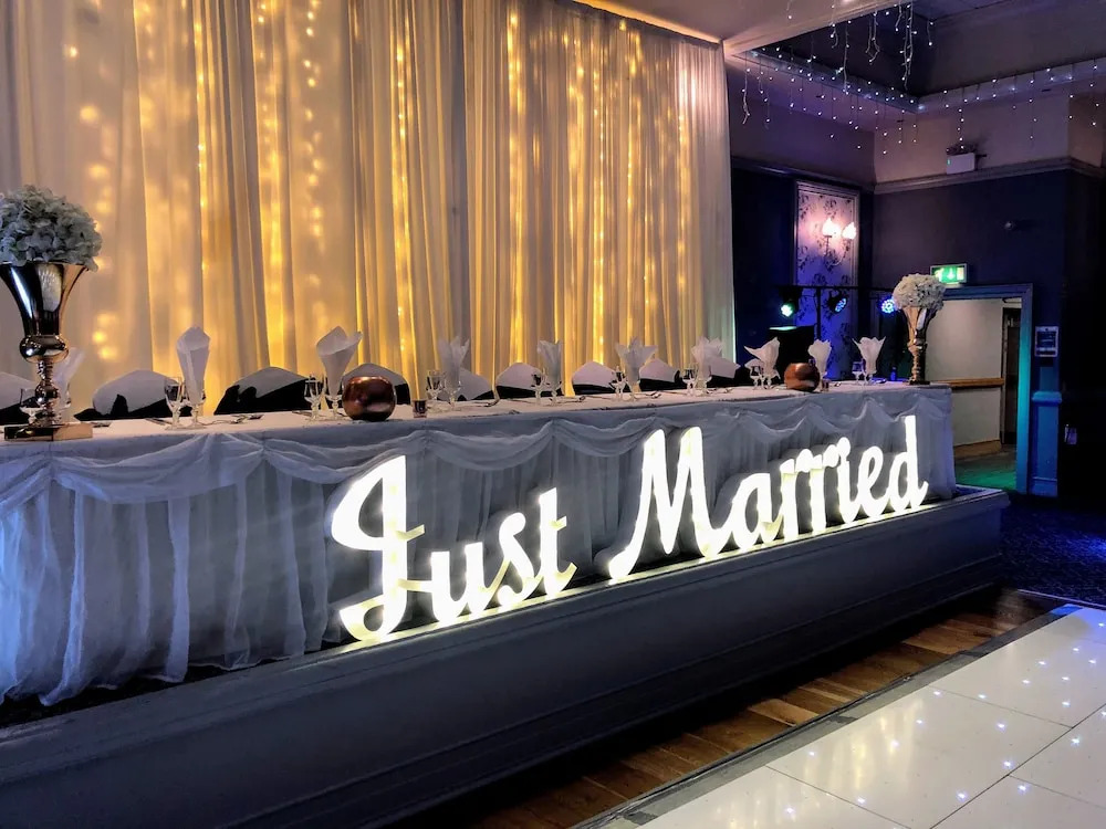Marine Court Hotel