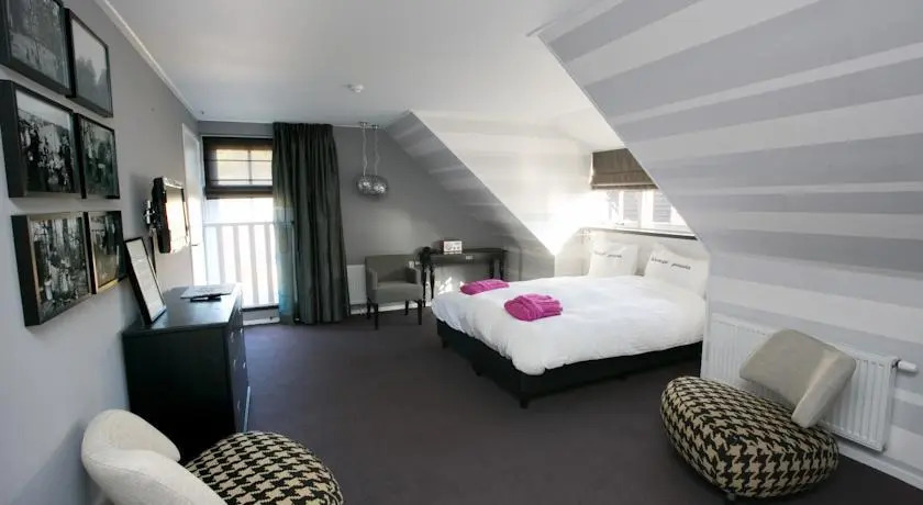 Zwaluwhoeve hotel de Tippe