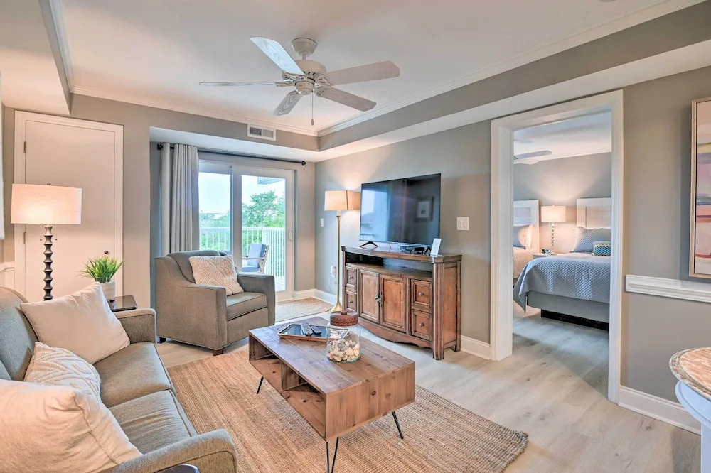 Summerhouse Villas Condo With Resort Amenities!