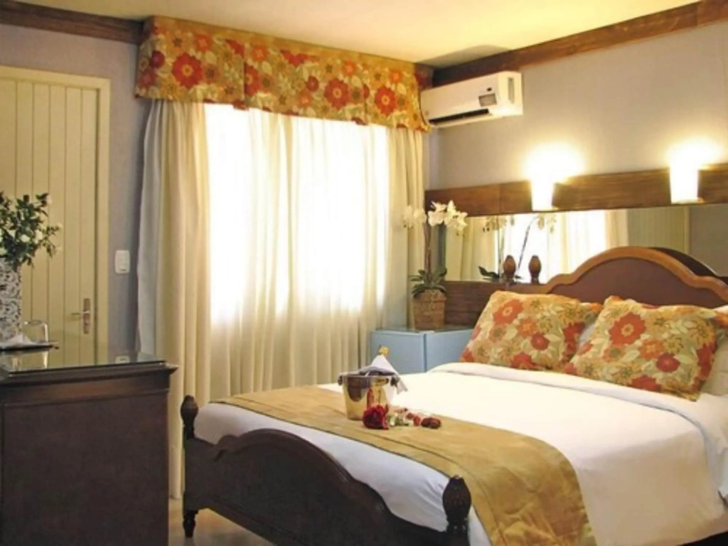 SKY CENTRO HOTEL & SPA - Hotel no centro de Gramado - RS