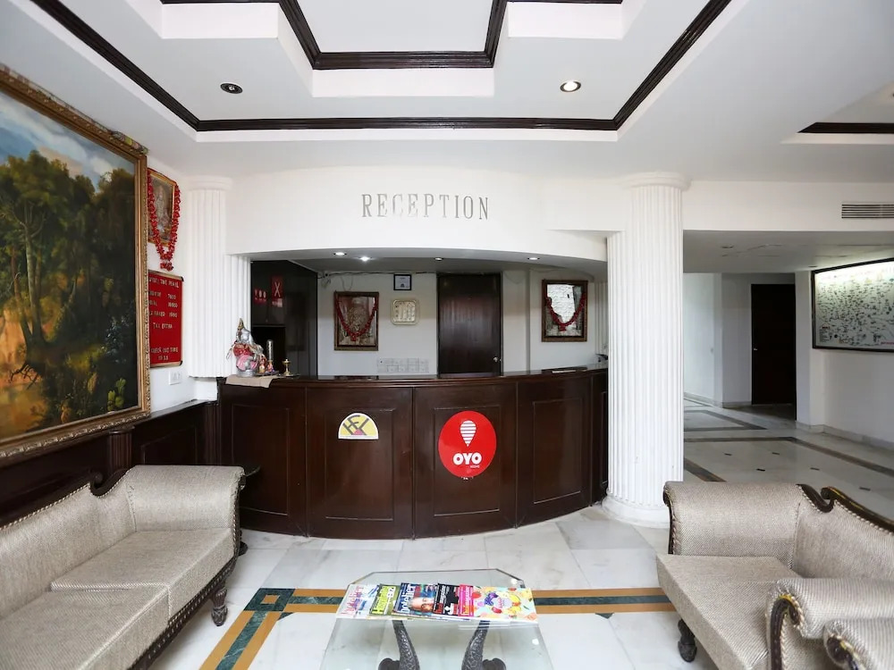 OYO 8637 Shivam Hotel