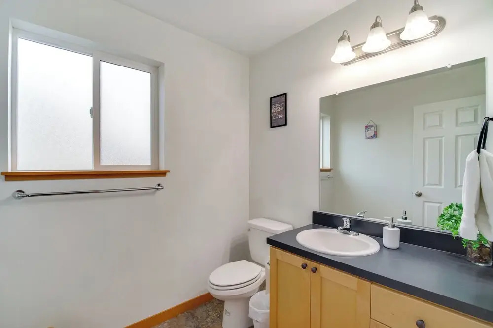 Welcoming Medford Home Near Parks & Downtown!