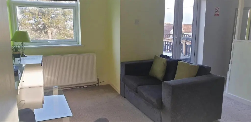Swindon Old Town Duplex - Entercloud9sa