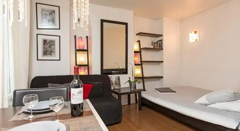 Charming Montmartre Studio